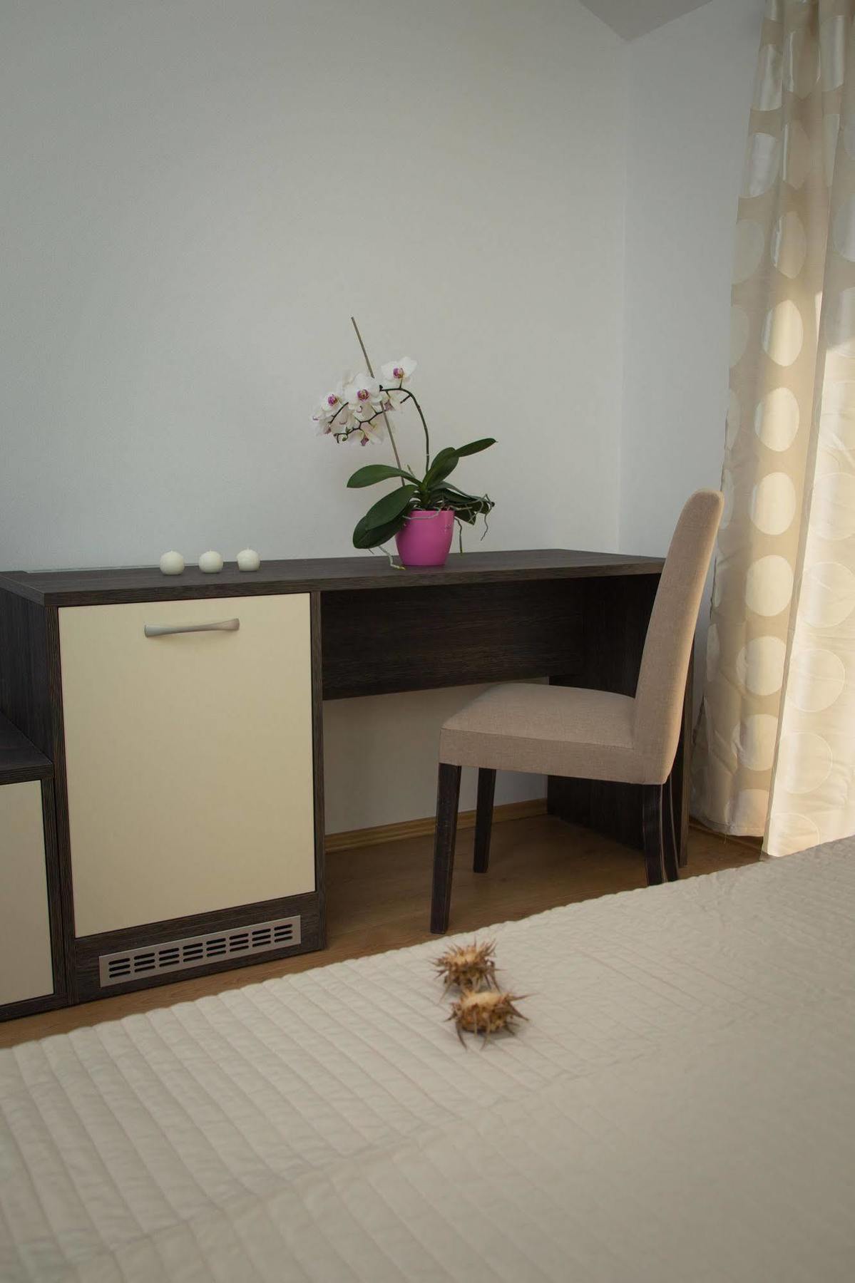 Bed & Breakfast Marta & Tona Kustići Exterior foto